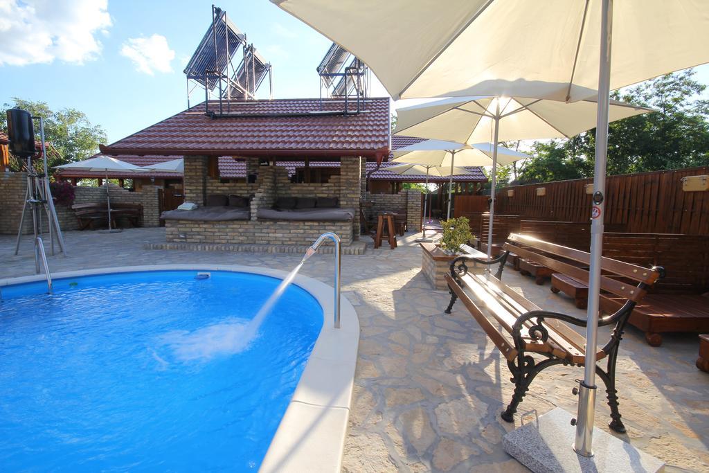 Guest House Vila Alexandar Palic Luaran gambar